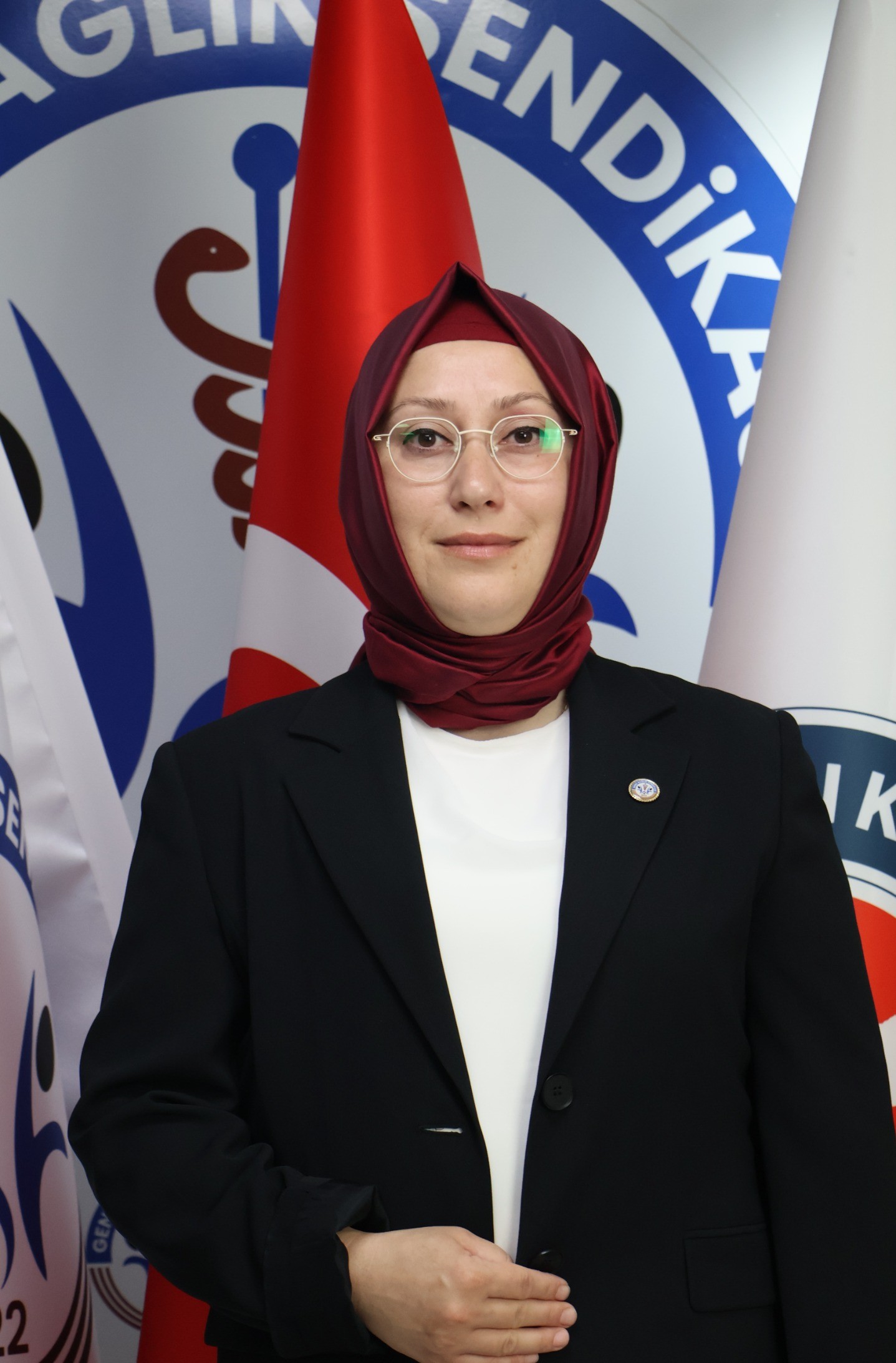 Betül İkiz Akbulut